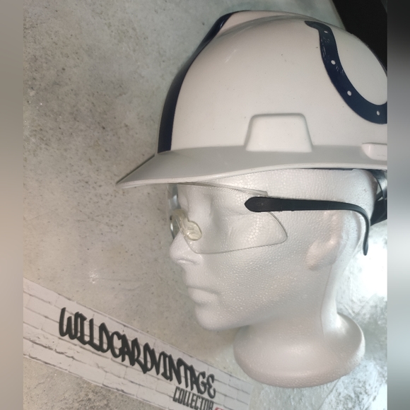 INDIANAPOLIS COLTS HARD HAT - Picture 3 of 7